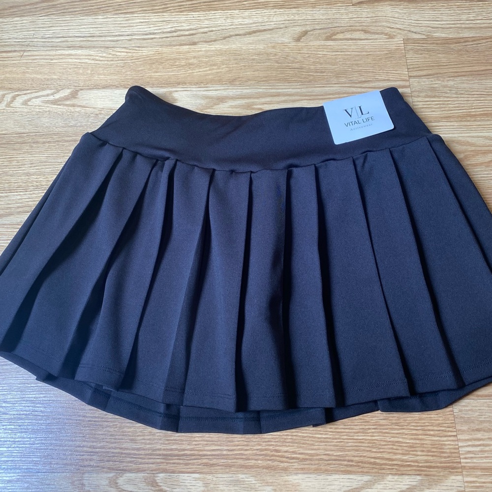 NWT! Athletic tennis skirt with shorts. Pleated. Size L - Picture 3 of 9